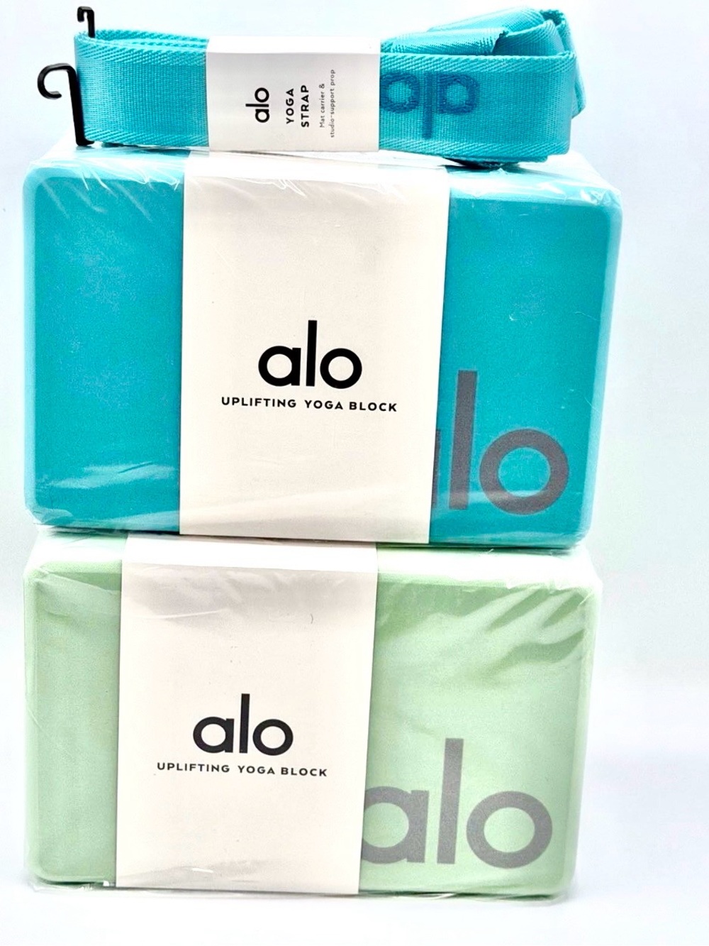 NEW ALO Yoga Uplifting Block Set With Matching Multi Use Strap Blue/Green